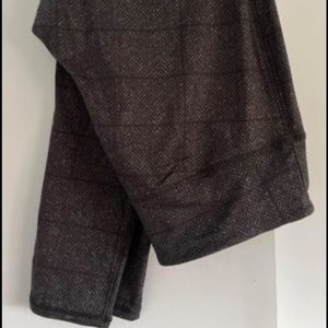 Leggings - herringbone/check pattern.  Smoke free, very clean home, NWOT